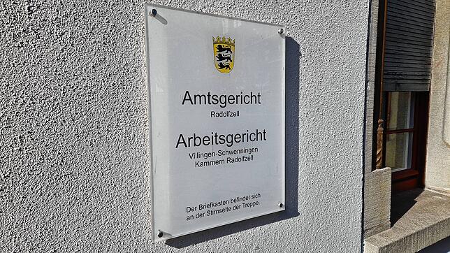 Vor dem Amtsgericht Radolfzell wurde wieder einmal ein Fall wegen Gewalt gegen einen Ex-Partner verhandelt. Besonders das Verhalten des ...