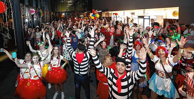 Bild 14: Bilder vom Zunftball in Donaueschingen (Teil 1)