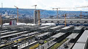 Der Stuttgarter Kopfbahnhof bleibt doch noch länger das Ziel der IC-Verbindung von Zürich über Singen in die Landehauptstadt.