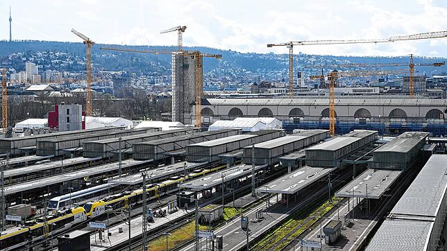 Der Stuttgarter Kopfbahnhof bleibt doch noch länger das Ziel der IC-Verbindung von Zürich über Singen in die Landehauptstadt.