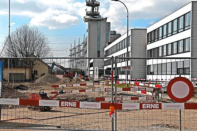 Derzeit finden an der Werkstraße im Schweizer Laufenburg die Vorbereitungsarbeiten statt.