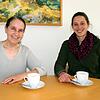 Elena Kummer (rechts) unterhält sich mit unserer Mitarbeiterin Ursula Freudig über ihre Aufgaben als Borkenkäfermanagerin des ...