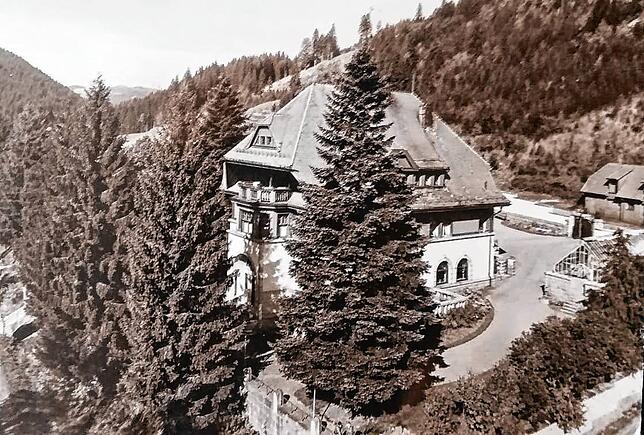 „Haus Westfalia“ in St. Blasien. Es war bis 1978 ein Kinderkurheim. Danach wurde es mehr verkauft. Im Januar brannte es ab.