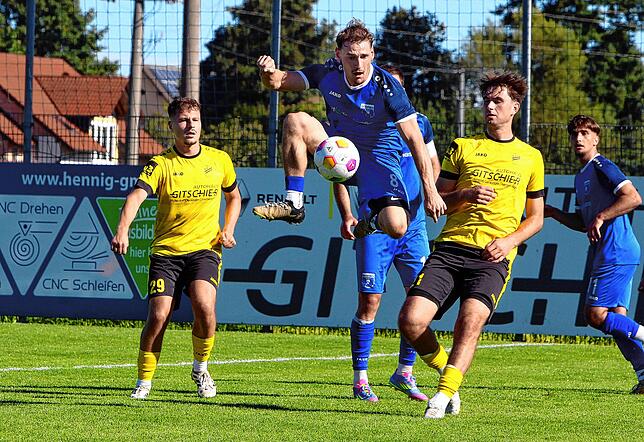 Bild 10: Aufsteiger SV Denkingen besiegt FV Möhringen mit 5:3. Wir waren mit der Kamera dabei!