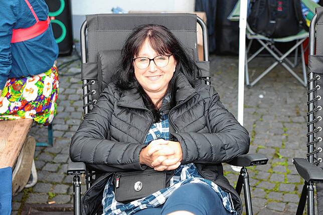 Bild 4: Konstanz: Schnäppchen gemacht? In Konstanz und Kreuzlingen wird gestöbert und gefeilscht