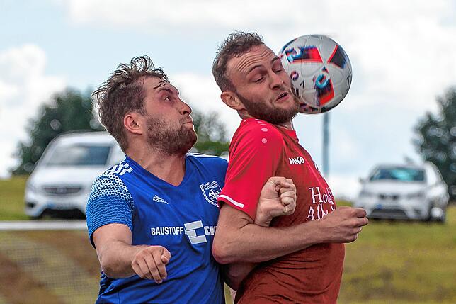 Bild 1: SG Höchenschwand/Häusern gewinnt gegen SV Stühlingen mit 2:1 – und wir haben Bilder!