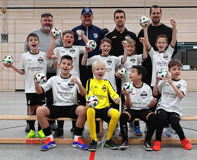Futsalmeister der E-Junioren: Der Nachwuchs des FC Steinen-Höllstein gewann das Turnier in Murg mit 3:0 Toren.