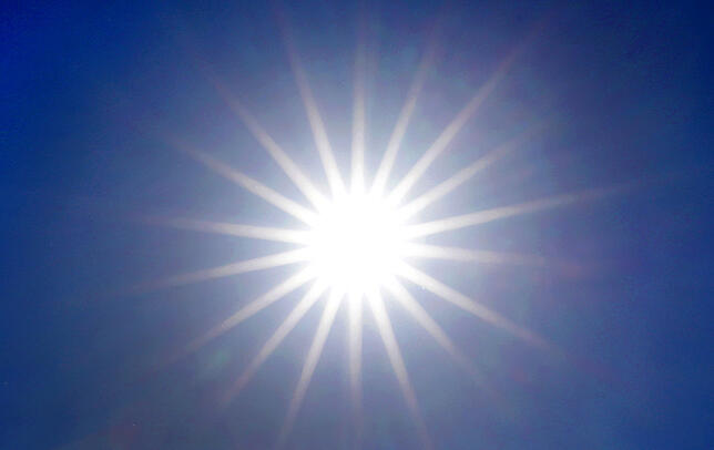 Das ist aber mal wieder ein „Bombenwetter“? Keine Sorge: Dürfen Sie sagen! Denn mit dem Nationalsozialismus hat dieser ...