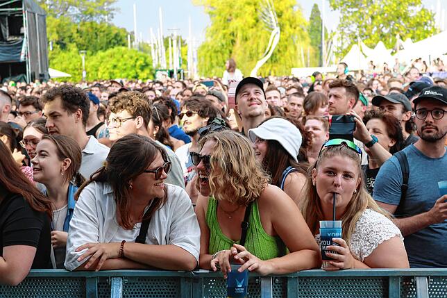 Bild 8: The Kooks, Milky Chance und Nomuel bei FN:POP: Der Abend in Bildern