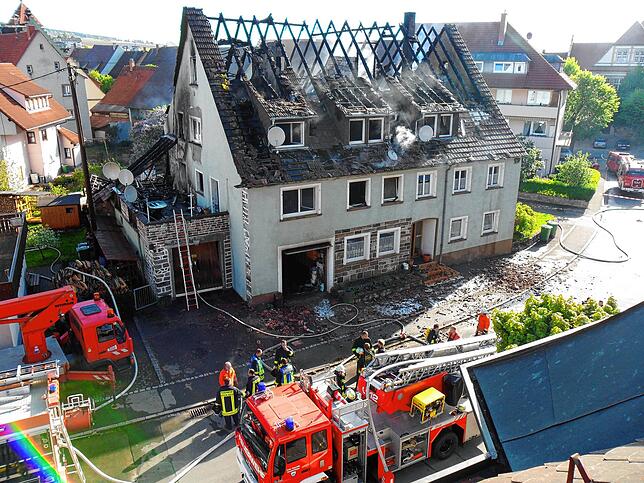 Am Morgen nach dem Brand bietet sich ein Bild der Zerstörung.