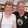 Mit Chilbi-T-Shirt: Jacky und Ashley Price aus Lewes sind Stammgäste bei der Chilbi.