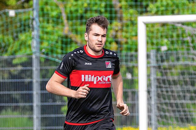 Bild 11: SV Herten setzt sich mit 4:2 gegen den FC Rot-Weiß Weilheim durch &ndash; und wir haben Bilder!