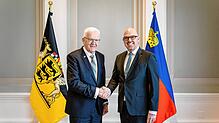 Besuch von Winfried Kretschmann (links) bei Liechtensteins Regierungschef Daniel Risch Ende Februar in Vaduz. Man will stärker ...