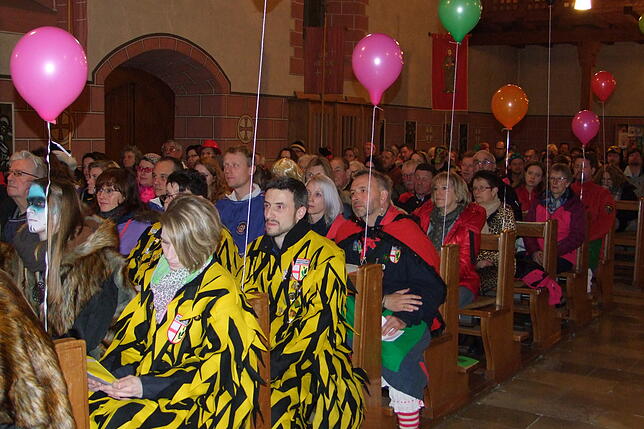 Bild 32: Bilder vom Klettgaunarrentreffen der Narrenzunft Bohnenviertel in Hohentengen a.H. am Samstag, 8. Februar
