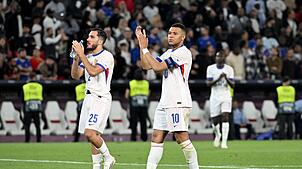 Knapp geschlagen: Die Franzosen um Superstar Kylian Mbappé (r.).