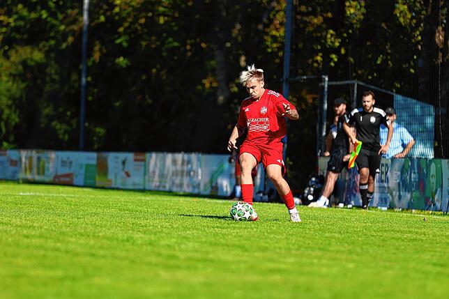 Bild 7: FC Dachsberg gewinnt Derby bei der SG Hotzenwald mit 7:2 – und wir haben Fotos!