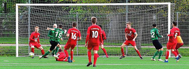Bild 35: SV Herten gleicht erst spät gegen den FC Schlüchttal aus &ndash; hier gibt es Bilder!