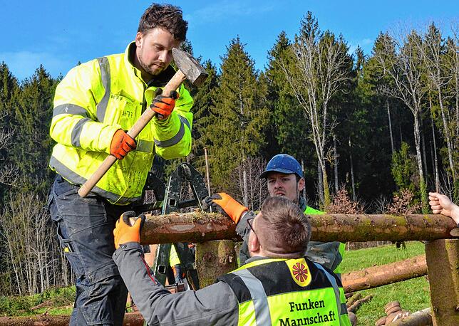 Bild 13: So war der Funken 2020: Funkenbrennen macht Spaß, aber fast noch mehr Arbeit