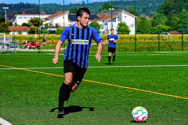 Bild 11: TuS Binzen dreht beim 4:3 gegen die SG FC Wehr/Brennet das Spiel &ndash; und wir haben Bilder!