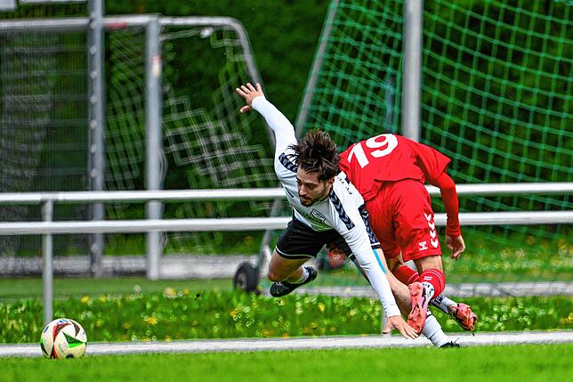Bild 33: FV Lörrach-Brombach II besiegt den FV Tumringen im Derby mit 4:0 – und wir haben Fotos!