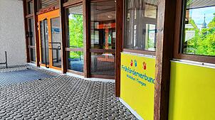 Die Waldtorschule in Waldshut ist ein sonderpädagogisches Bildungs- und Beratungszentrum in Trägerschaft des Landkreises Waldshut mit ...