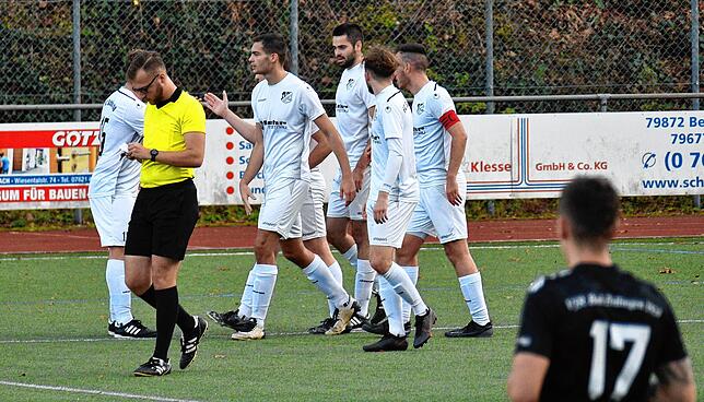 Bild 1: FC Schönau besiegt den VfR Bad Bellingen mit 2:0 &ndash; und wir haben Bilder!