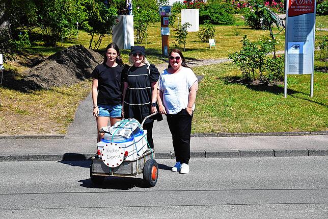 Bild 1: Rosentage in Nöggenschwiel - hier sind alle Bilder vom Fest