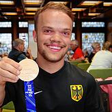 „Und ja, da ich meine Pasta gebraucht habe, habe ich da schon um sieben Uhr meine Nudeln gegessen, um dann einen guten Wettkampf ...