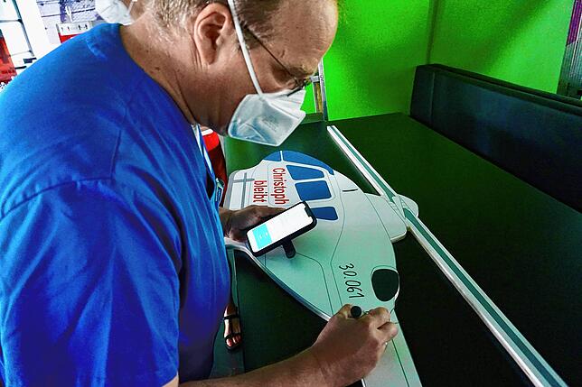 30 061 Unterschriften hat Volker Wenzel mit Unterstützung Vieler für den Erhalt des Rettungshubschrauber-Standorts am Klinikum ...