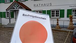 Normalerweise müssen Bauherren den Roten Punkt beantragen, bevor sie ihr Bauvorhaben beginnen. Manche halten sich aber nicht an dieses ...
