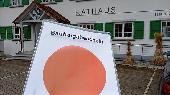 Normalerweise müssen Bauherren den Roten Punkt beantragen, bevor sie ihr Bauvorhaben beginnen. Manche halten sich aber nicht an dieses ...