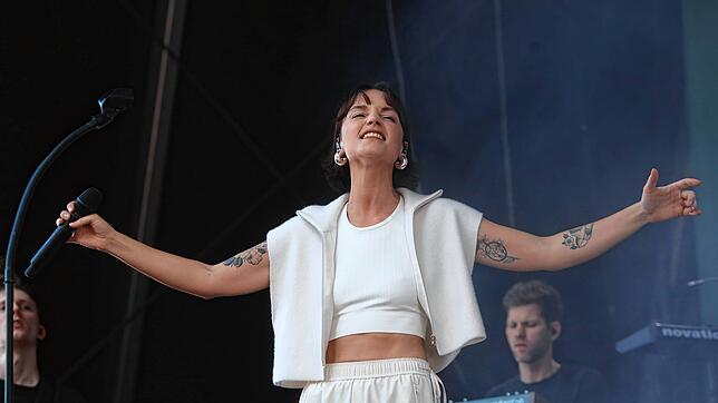 Bild 1: Lea und Lotte verzaubern das Publikum auf dem Hohentwiel &ndash; Bilder von Lotte Teil 1
