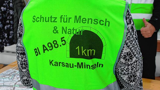 Mit Nachdruck setzt sich die BI A98.5 für den Bau eines langen Tunnels ein.
