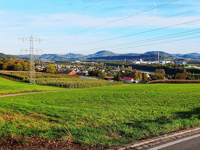 Leimet III und IV: Leimet III wird bereits erschlossen. Auf 2,6 Hektar sollen 180 Wohneinheiten entstehen. Leimet IV schließt direkt ...
