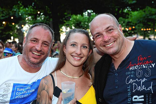 Bild 9: Seenachtfest 2024: Im Stadtgarten spielt nicht nur die Musik, sondern spielen auch die Kinder