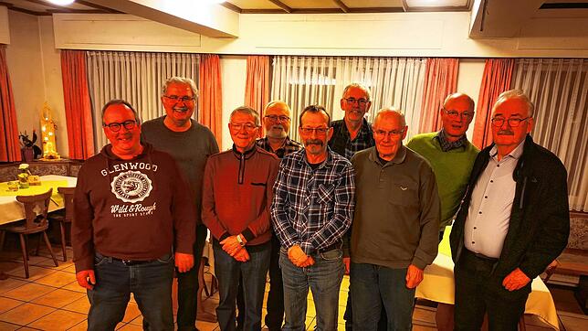 Die bis zuletzt aktiven Sänger bei der Auflösung des Gesangvereins Liederkranz (v.l.): Günter Graf, Josef Schwarz, Siegfried Heinemann, ...