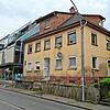 Seit Jahren verfällt dieses Haus an der Ravensburger Straße, zwischen der „Turmstube“ und der Schuhhandlung. Nun soll es abgerissen werden.