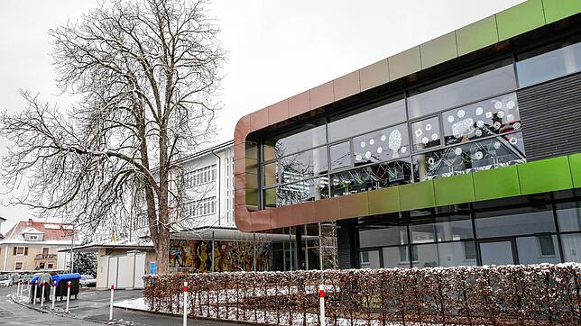 So ruhig wie in den Ferien bleibt es auch nächste Woche an der Waldeck-Schule, denn die Schulen bleiben zu. Die Lehrer organisieren aber ...