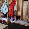 Blick auf eine Garderobe in einer Radolfzeller Betreuungseinrichtung. Mittlerweile sind deutlich weniger Kinder ohne Betreuungsplatz als ...