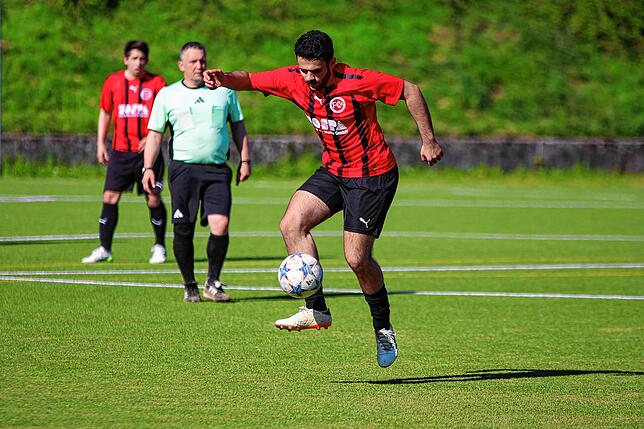 Bild 15: FC 08 Bad Säckingen besiegt den SV Rheintal mit 5:3 – und wir haben Fotos!