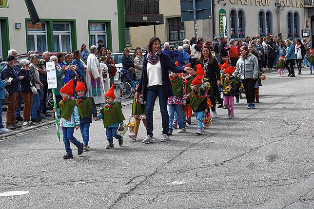 Die Kinder der vier Kindergärten aus Görwihl lockern seit Jahren das Bild des Umzuges auf.