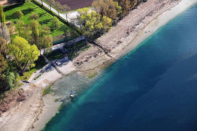 Bild 8: Bodensee oder Kroatien? Wenn Niedrigwasser atemberaubende Farben offenbart