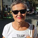 "Wenn ich mal größere Dinge einkaufen muss, steige ich ins Auto, aber das ist selten der Fall."Anita Franke, Bermatingen