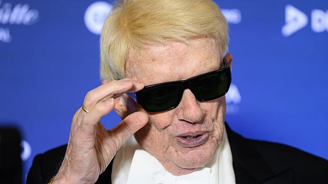 Heino könnte bald zum Ballermann-Star werden.