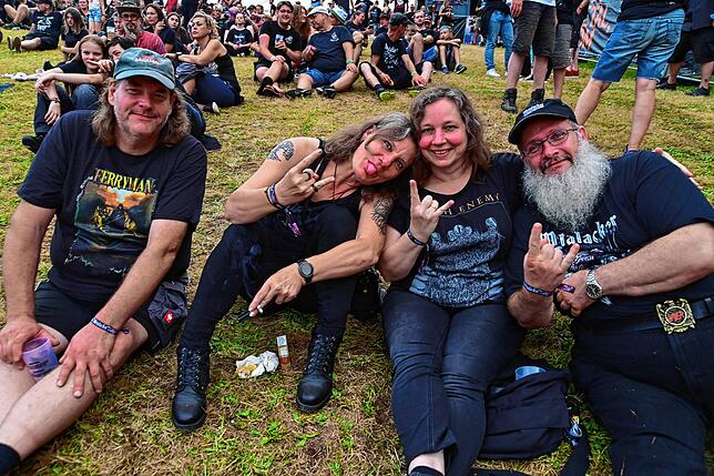 Bild 15: Tausende Metalheads feiern im Schwarzwald
