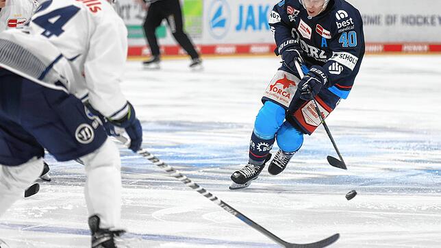 Ken André Olimb wird auch in der Saison 2023/24 für die Schwenninger Wild Wings stürmen. Verein und Spieler einigten sich jetzt auf eine ...