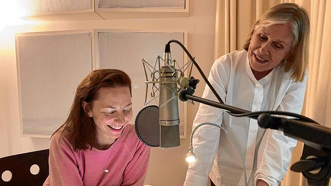 Die Texte für die CD werden in einem Studio in Berlin aufgenommen. Auch die Schauspielerin Katharina Schüttler hat bereits für See-Igel ...