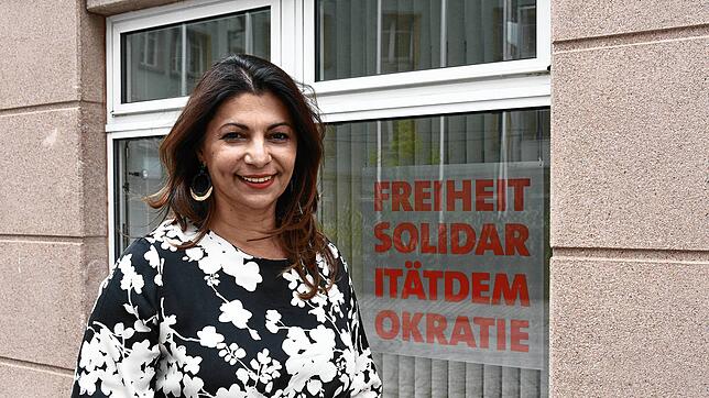 Die Bundestagsabgeordnete Derya Türk-Nachbaur (SPD), hier im Mai vor ihrem Wahlkreisbüro in der Villinger Innenstadt, ist vom Schicksal ...