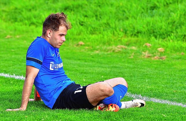 Enttäuscht: Julian Bächle hatte in der letzten Minute die Chance zum Siegtreffer für die SG Mettingen/Krenkingen auf dem Fuß.