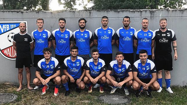 Neue Gesichter und neue Funktionen: Beim VfB Waldshut hat Oliver Atalla (links) aufgehört, agiert nun aber als Aktivleiter mit David ...